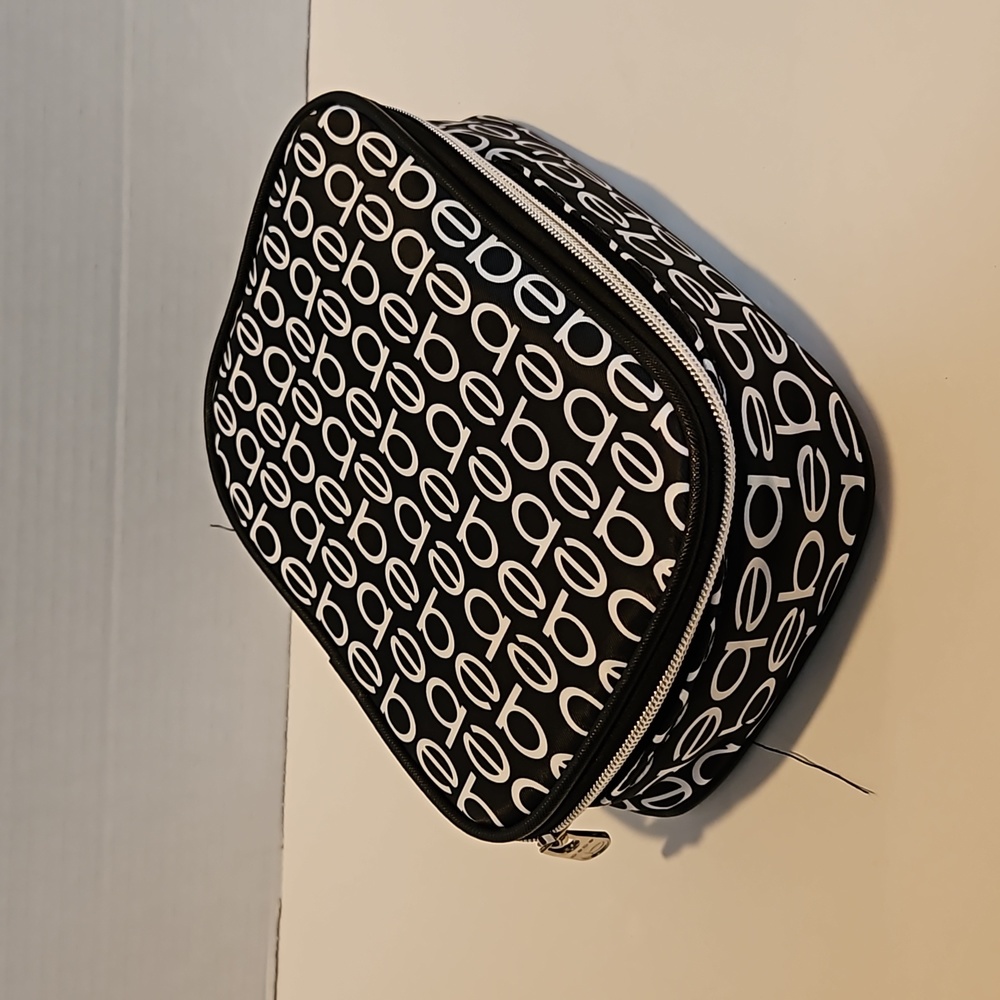 (NWT) BEBE COSMETIC BAG - Picture 7 of 7